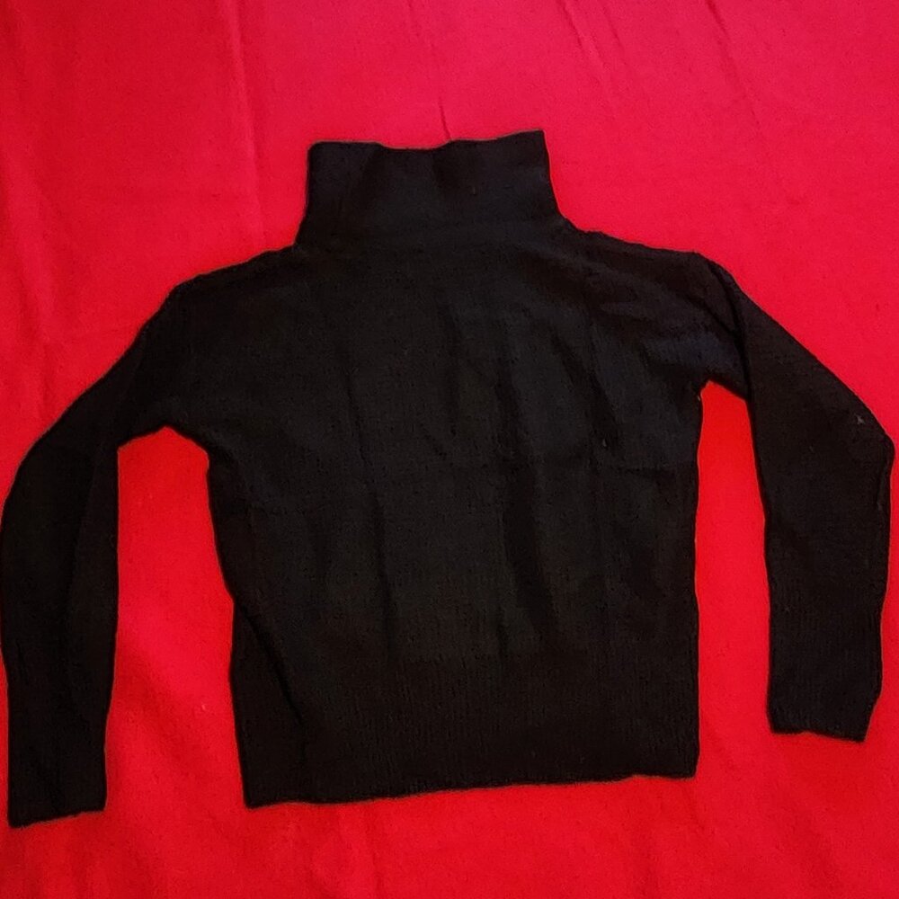 Banana Republic Ladies Small wide neck shirt